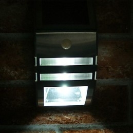 Solar-Wandleuchte in Weiß mit PIR-Bewegungssensor