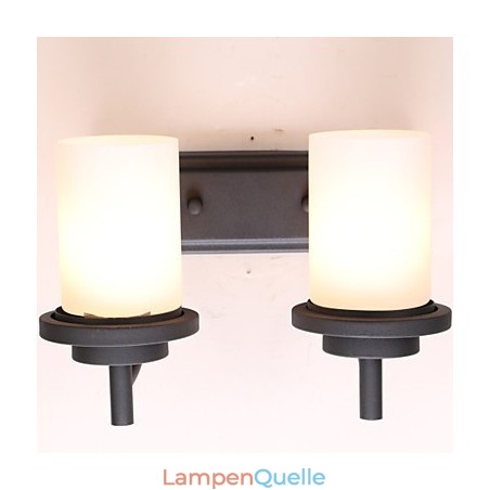 2 * Retro-Wandleuchte im klassischen Stil aus Eisen in Lackierung mit Milchglas 2 * Retro-Wandleuchte im klassischen Stil aus Eisen in Lackierung mit Milchglas