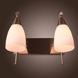 2-flammige Wandleuchte mit weißem Schirm