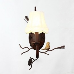 Nordamerikanische Vintage-Wandlampe aus Metall mit Vogel und Tannenzapfen aus Kunstharz, passend für die Wandleuchte im Wohnzimmer und Esszimmer