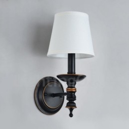 Traditionelle klassische Wandleuchten für den Innenbereich mit einer Leuchte