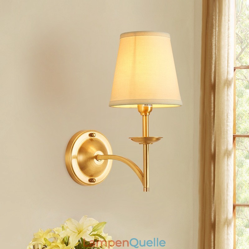 Luxuriöse, rustikale Retro-Vintage-Kerzen-Wandleuchte mit 1 Licht aus reinem Messing mit Stoffschirm, speziell für Hotel, Schlafzimmer, Ausstellungsraum, Wohnzimmer, Esszimmer