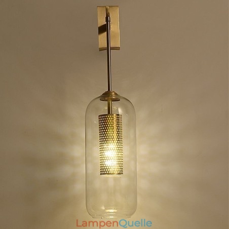 Nordische Messing-Wandlampe mit Innenaussparung aus Zylinderglas Nordische Messing-Wandlampe mit Innenaussparung aus Zylinderglas