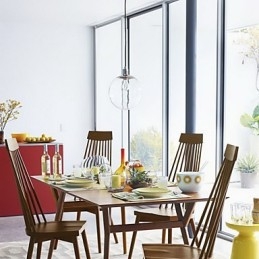 Traditionelle Pendelleuchte im klassischen Globe-Mini-Stil