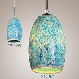 Traditionelle klassische Pendelleuchte aus Metall im Vintage-Stil