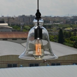 Traditionelle, klassische Pendelleuchte im Vintage-Schalen-Mini-Stil